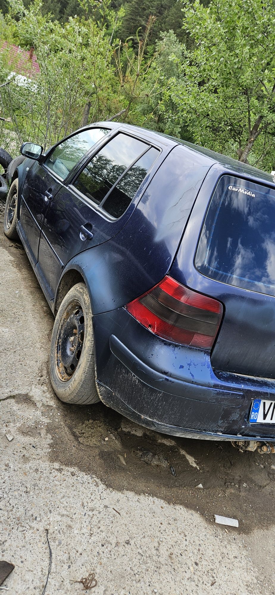 Vând sau dezmembrez vw golf 4 2001