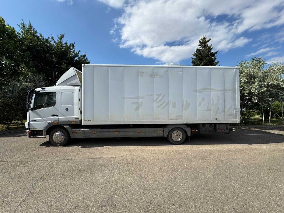 Mercedes ATEGO 818