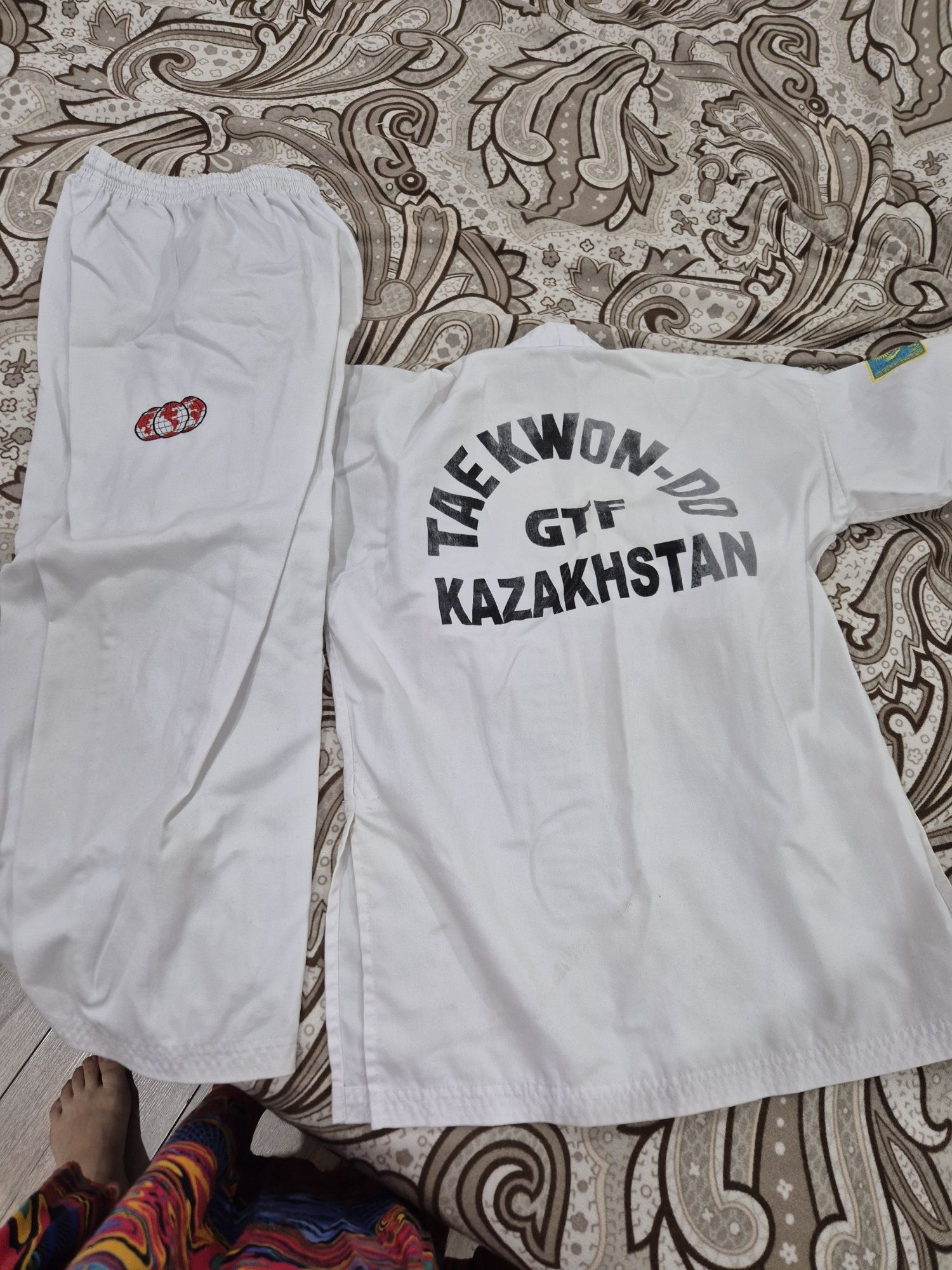 Продаётся кимано GTF для тайквандо