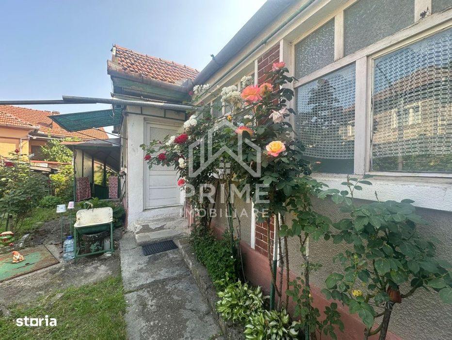 Casa individuala 2 camere, zona Cugir