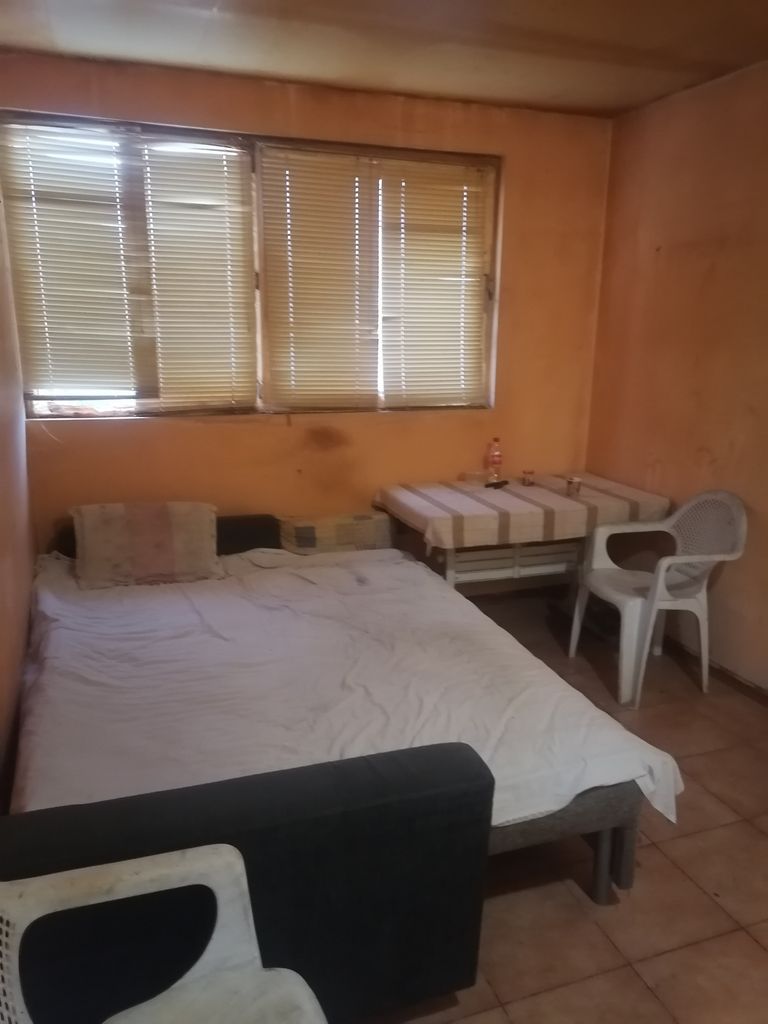 Продава се Къща в с. Разделна, Област Варна - 800 кв.м за 96 €/кв.м - Снимка #9