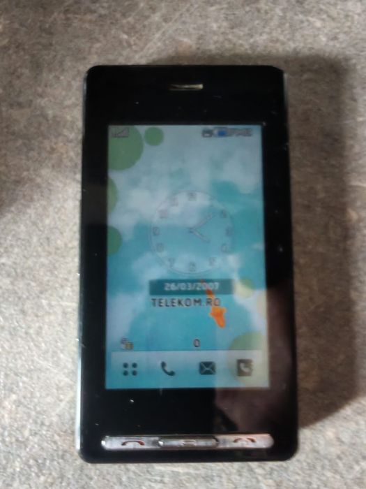 Telefon mobil LG Prada Ke850