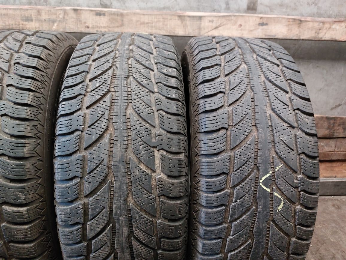 4 anvelope 265/50 R20 Cooper de iarna