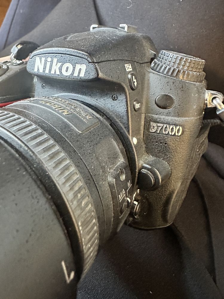 Aparat foto Nikon D 7000