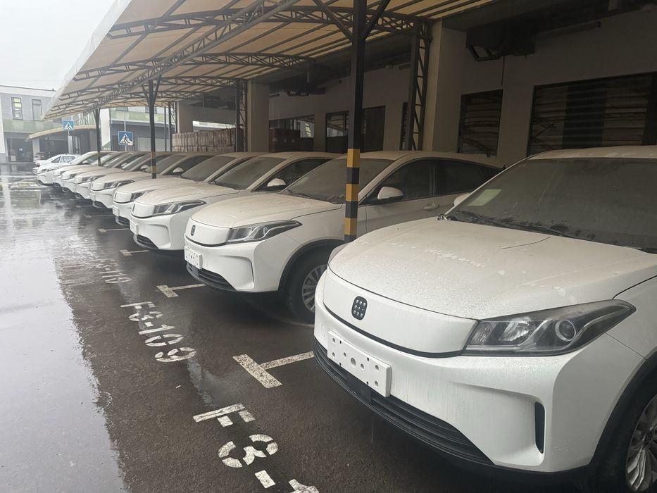 Сдам в сухую аренду Dongfeng Landian электромобиль скидка для такси