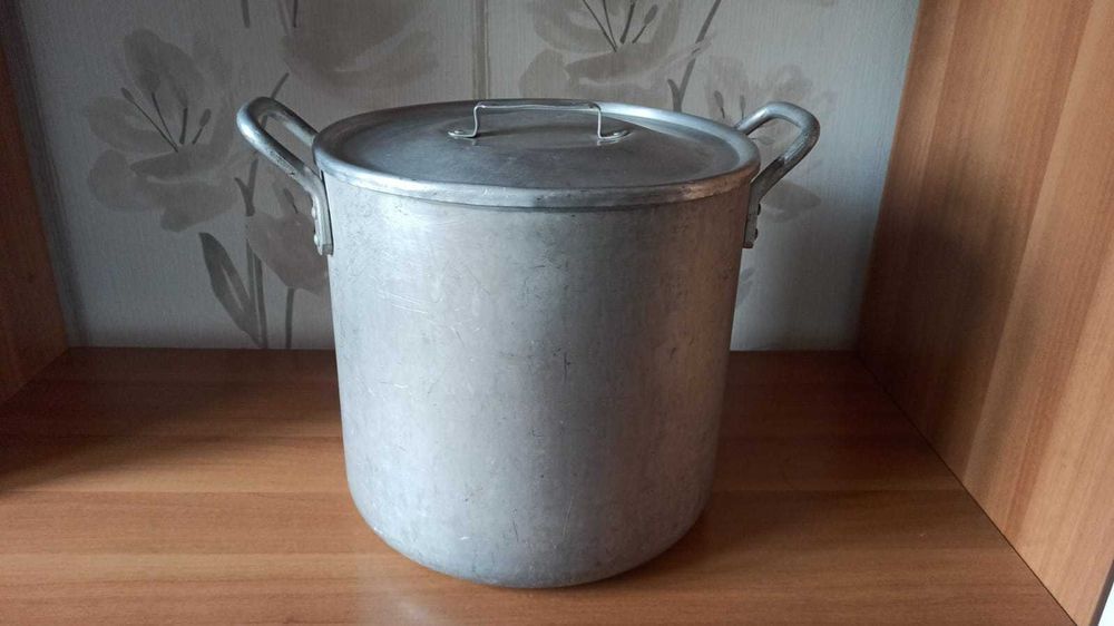 Большая советская кастрюля 30л.