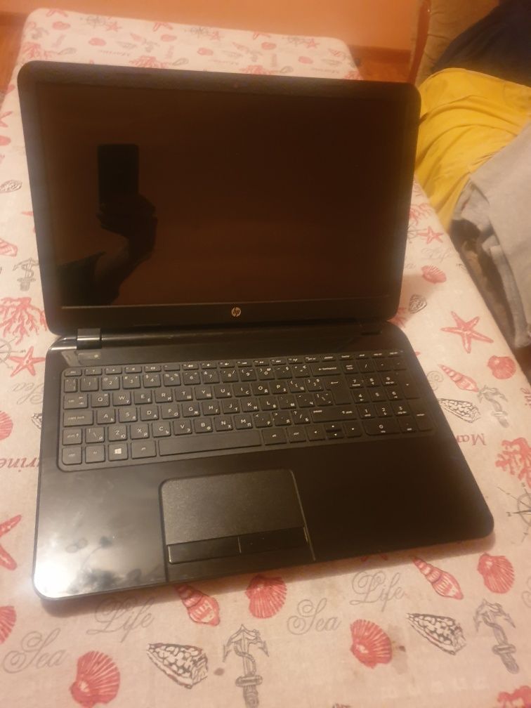 HP 15-g001su на части