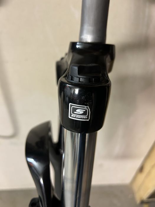Вилка 29 Sr Suntour XCT