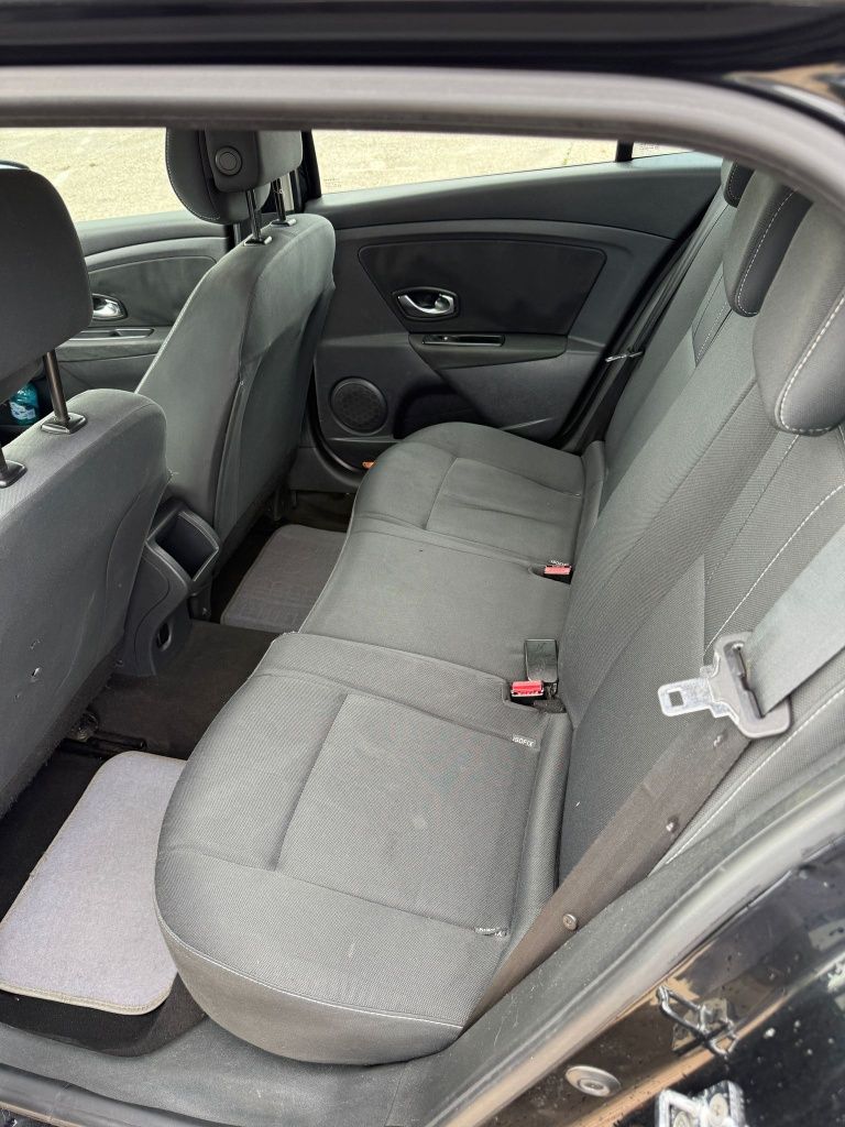 Dezmembrez Renault Megane 3 1.5 dCi 2011 – Motor K9K834, cutie JR5, na