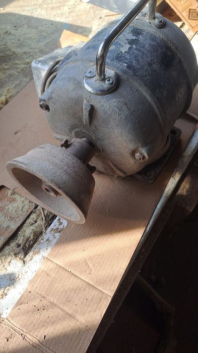 Станок точильный