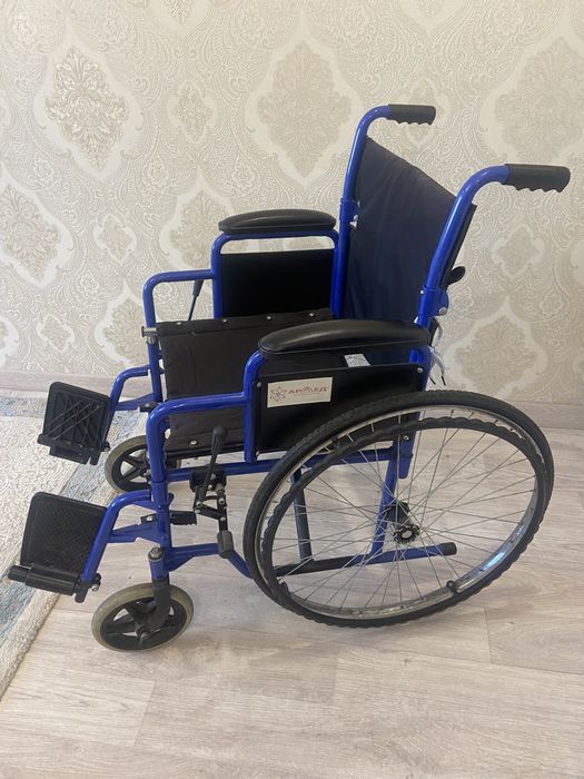 Продам инвалидную каляску