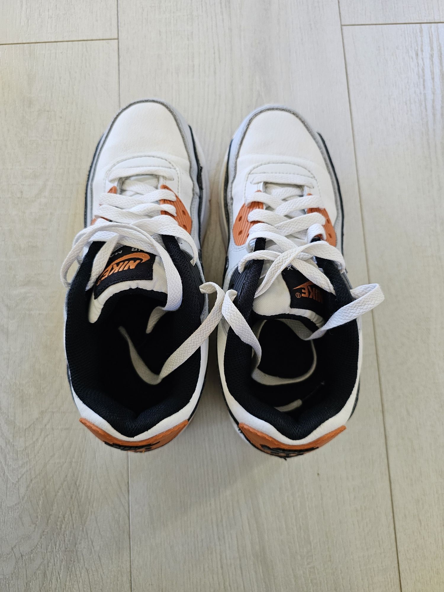 Маратонки nike 36,5 номер