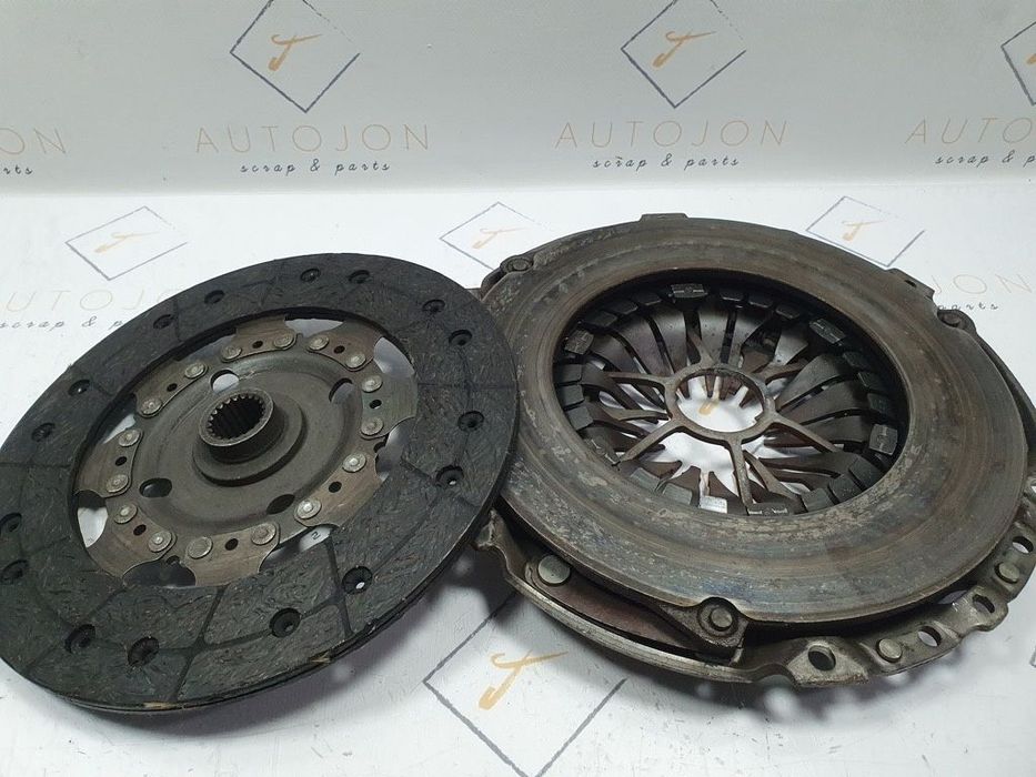Placa si disc ambreiaj  PEUGEOT 407 SW 6E_ 2004 - 2010 2.0 HDi RHR (DW10BTED4) 9651263880