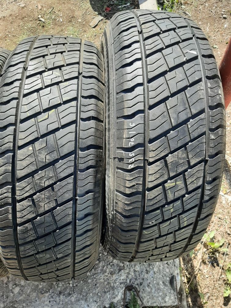 Продам шины 235/70/16