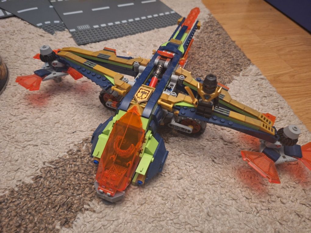 Lego nexo nights Арбалетът на Арън