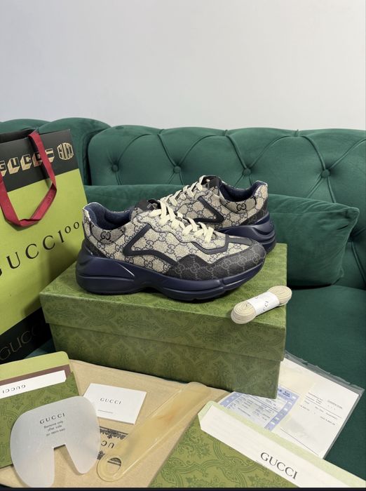 Adidasi gucci full box