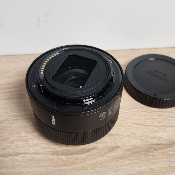 vând/schimb obiectiv Nikon Z 40mm f2