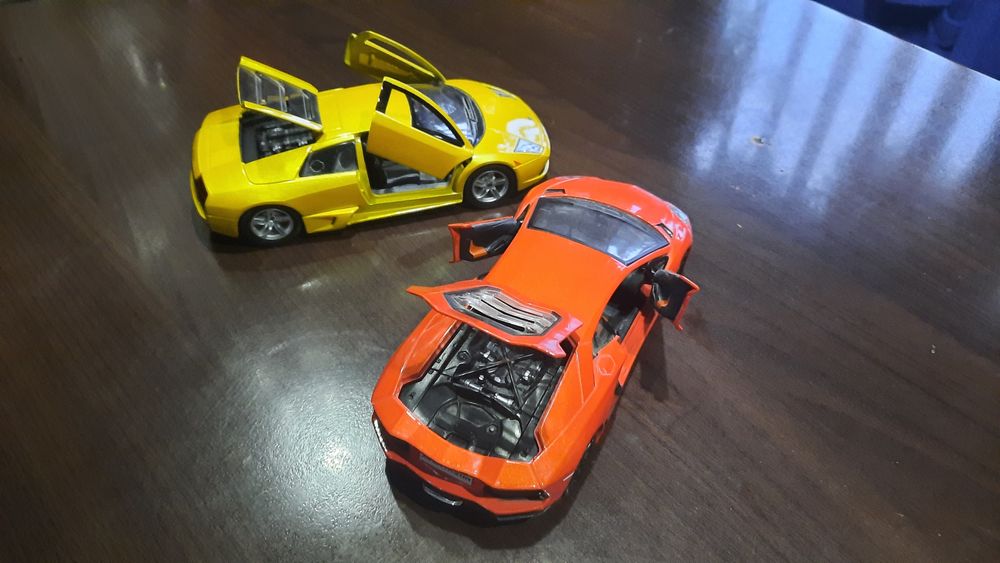 Vand 2 Lamborghini Maisto
