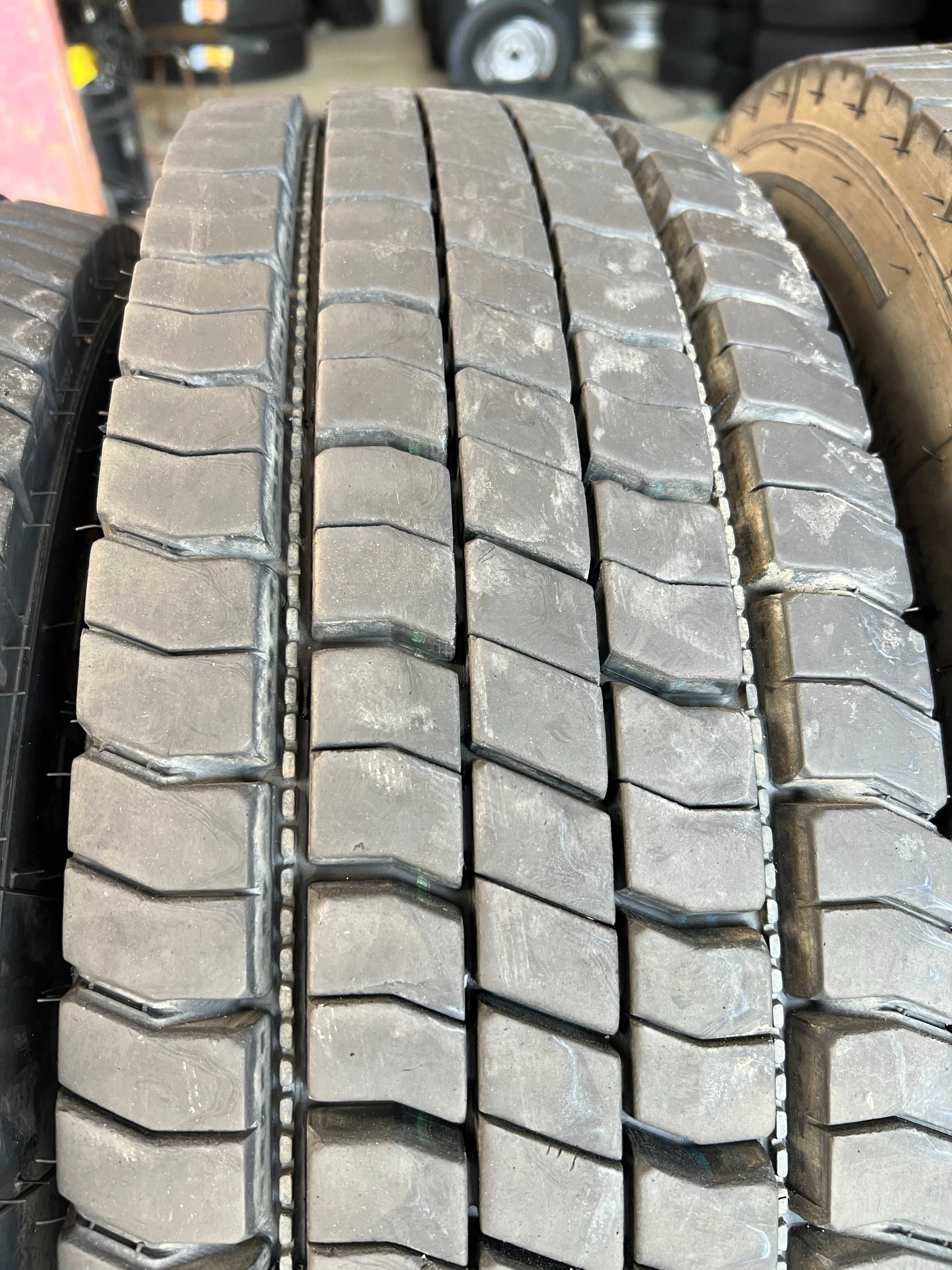 Тежкотоварни гуми задни 225/75R17.5 Continental LDR1+ 129/127M M+S