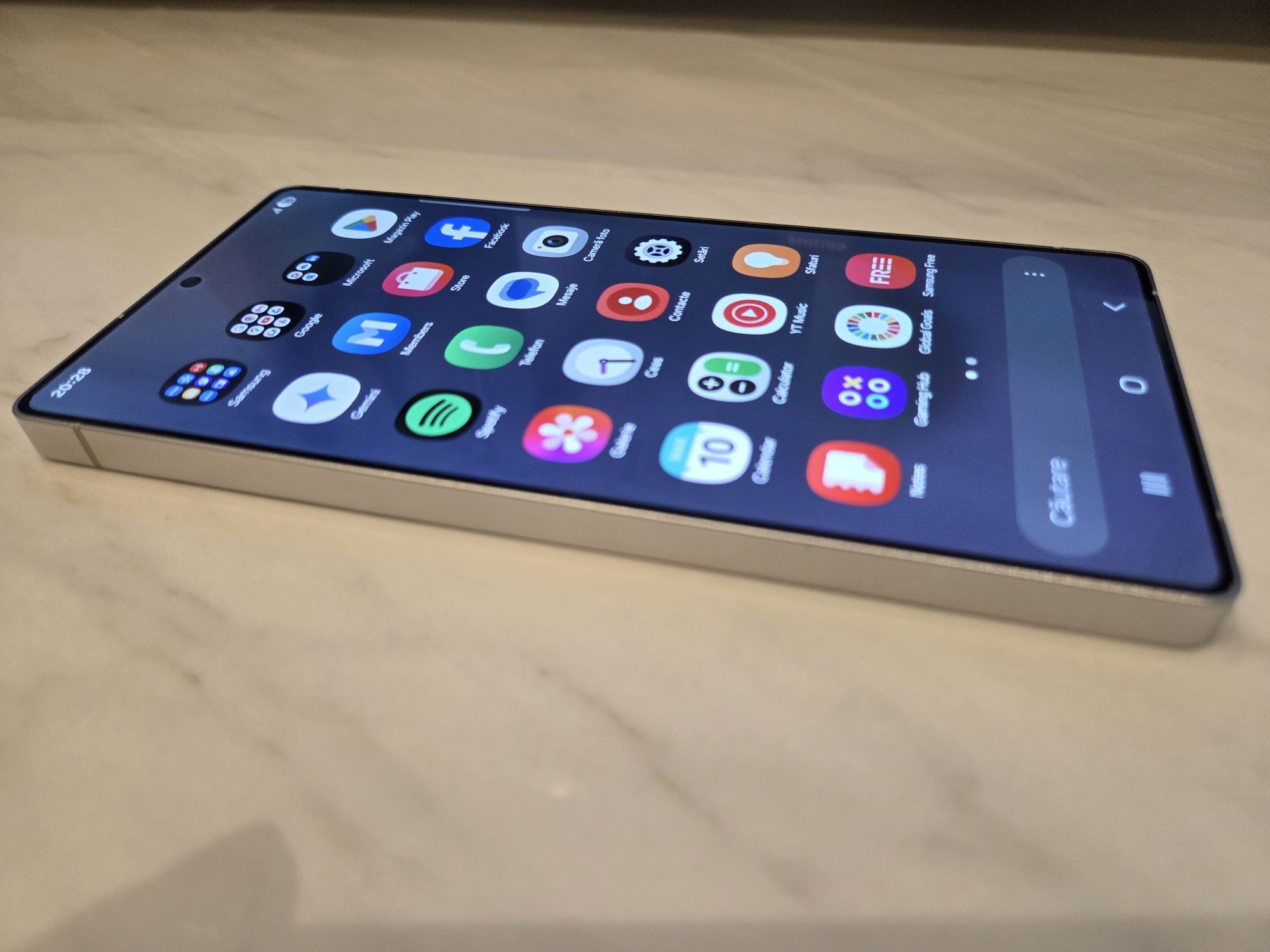 Samsung Galaxy S25 Ultra nou