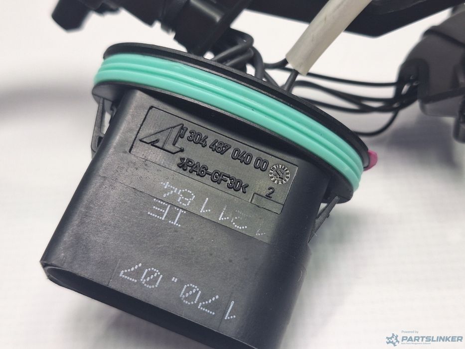 Instalatie far LED bi-xenon AUDI A4  (8K5, B8) [ 2012 - 2015 ] OEM 130