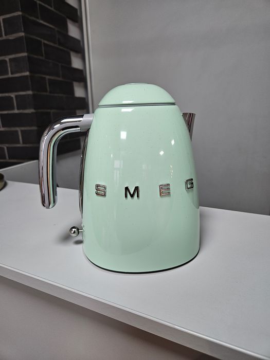 Cana fierbator Smeg. Noua, cu garantie