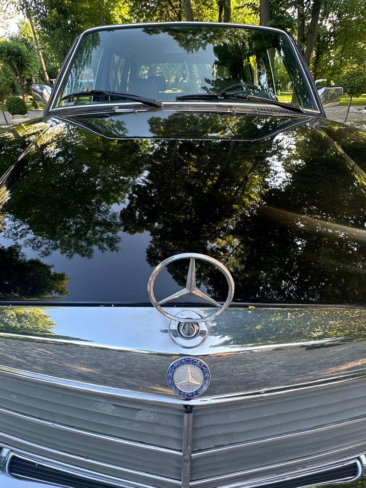 Închirieri limuzina Mercedes Pullman nunta botez filmari petreceri