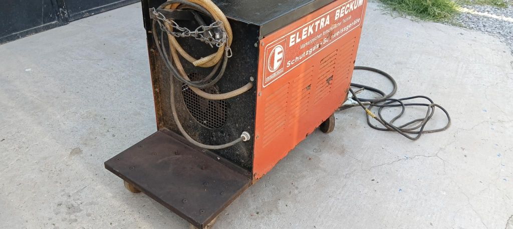 Телоподаващ апарат( СО ) Elektra-Beckum 150/ 25T