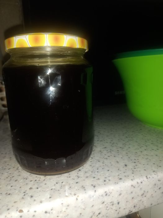 Miere de albine, tinctură de propolis și cremă cu propolis