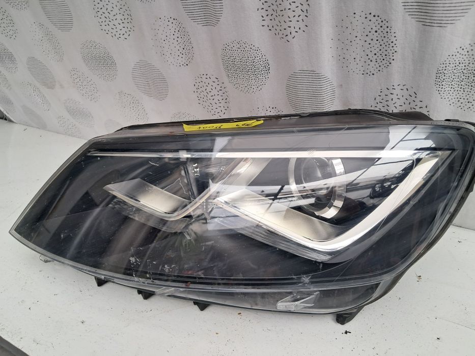 Фар Seat Alhambra