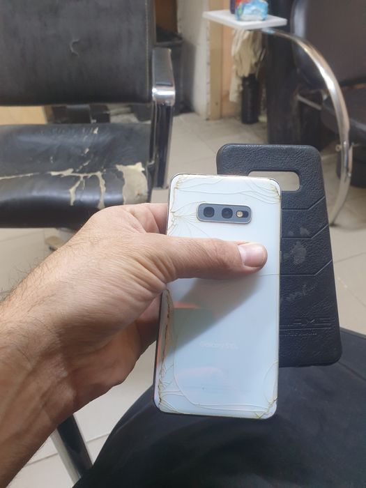 S10 E и s 9 plus Оригиналы рабочие (самсунг с9 + плюс и с 10е mi iphon