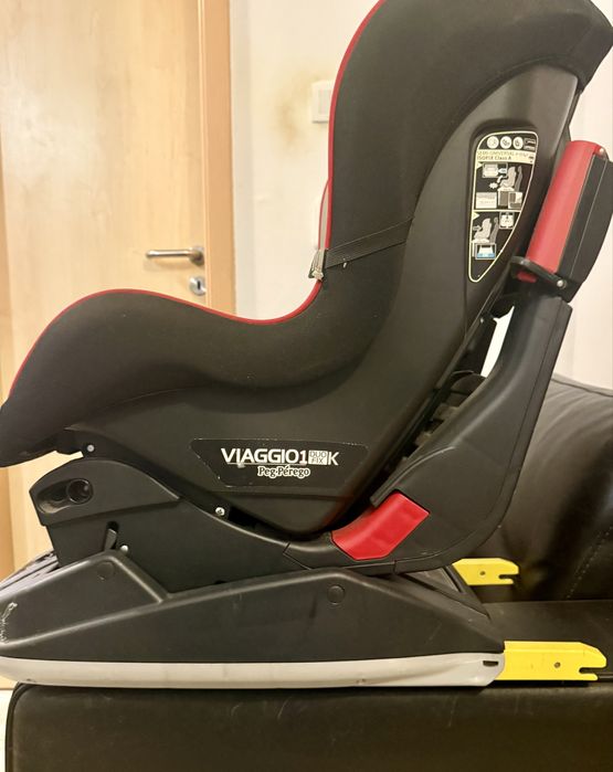 Scaun auto cu prindere isofix sau fără Peg Perego