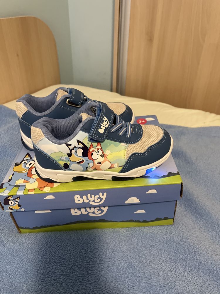 Детски светещи маратонки BLUEY 28 номер