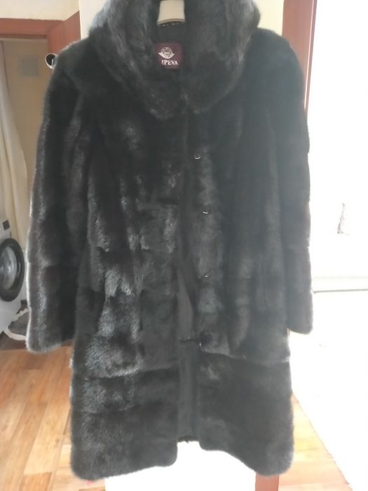 Продам шубу чёрного цвета, трансфомер