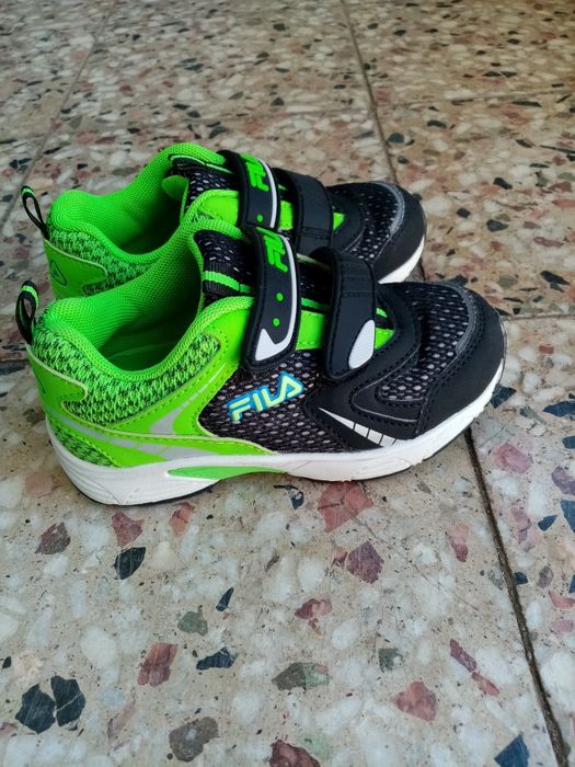 Pantofi sport fila original pentru copii.
