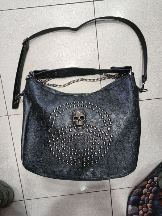 Кожена чанта с череп