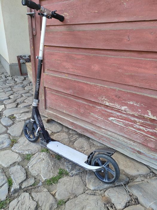 Vând trotineta oxelo