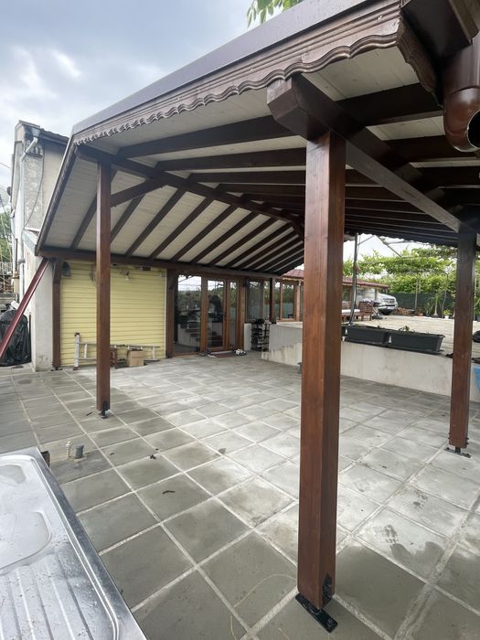 Дървена ламперия за беседки,механи,навеси