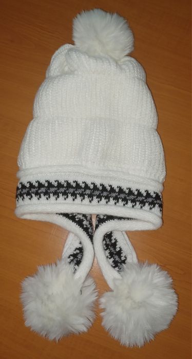 Căciulă alba, cu blanita