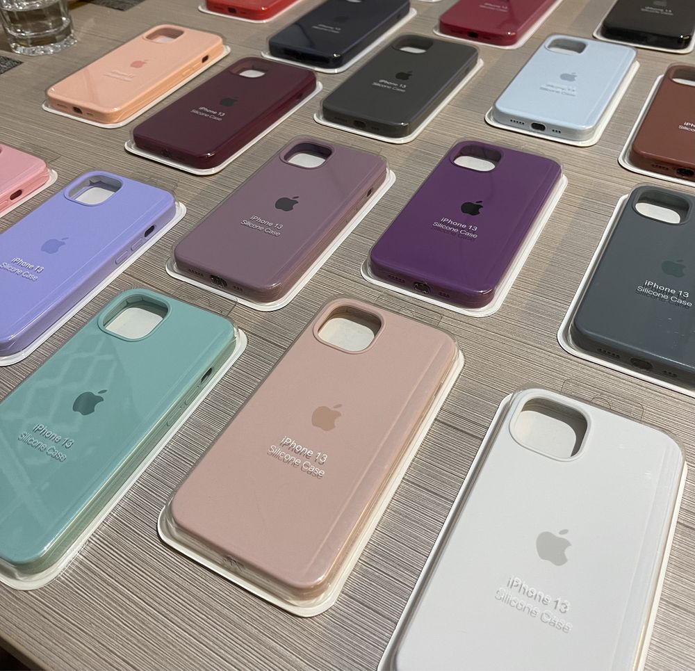 - Husa iPhone 13 / 13 Pro / 13 Pro max + folie de sticla Cadou 