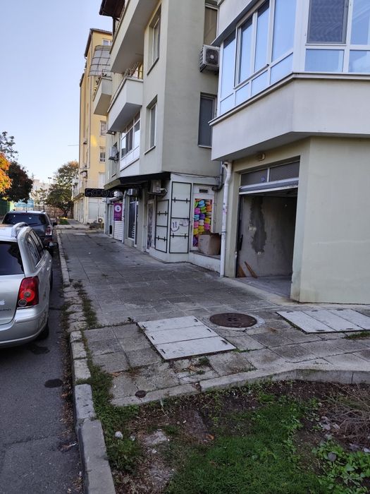 Дава се под наем Гараж / Паркомясто в с. Равнец, Област Бургас - 1 кв.м за 102 € - Снимка #3