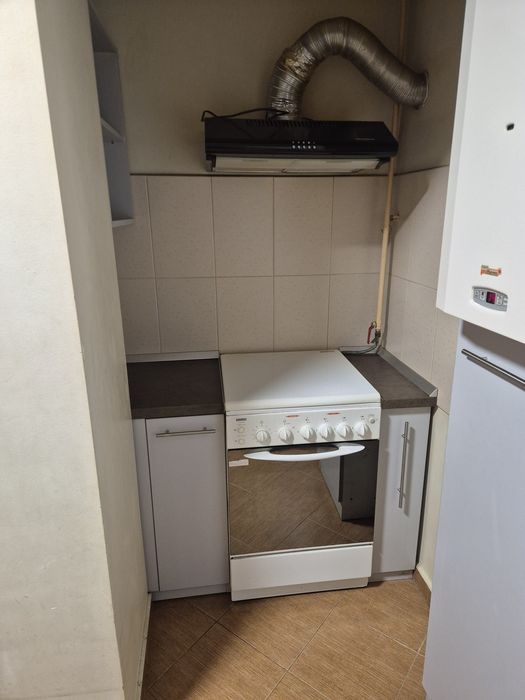 Apartament 2 camere et 1