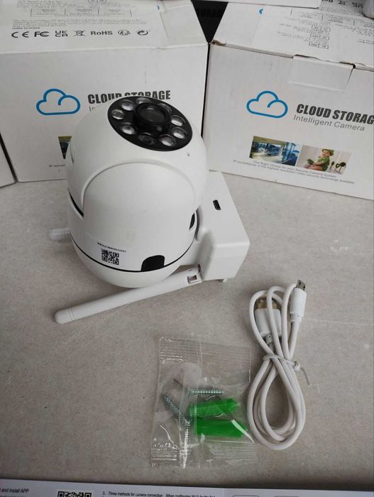 Камера за наблюдение 360 + 32гб карта памет и USB адаптер водоустойчив