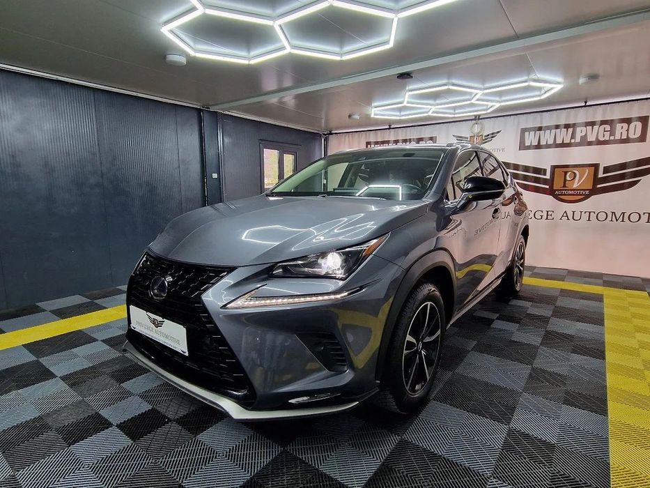 Lexus Seria NX 4X4•Hybrid•Facelift•LED•Camera•Navi•Keyless•Pilot•CarPlay•Garantie