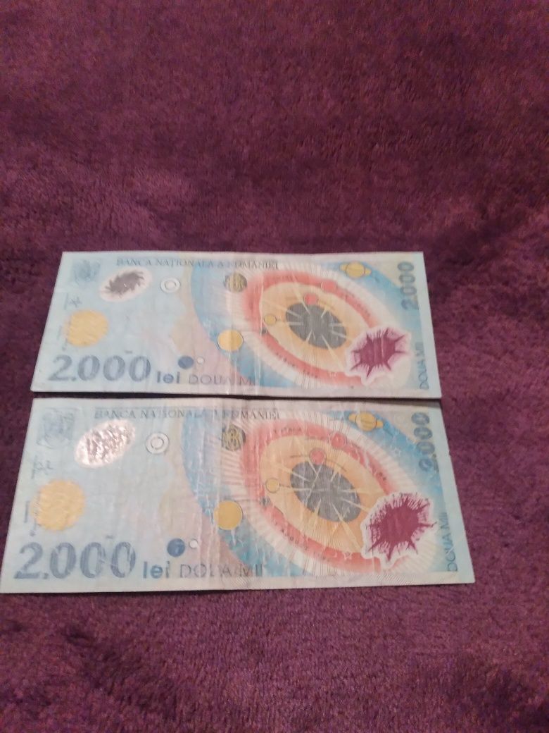 Doua bancnote de 2000 lei ,preț 200 lei ambele