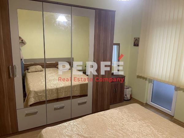 Дава се под наем Тристаен апартамент в Бургас, Възраждане - 74 кв.м за 500 € - Снимка #3