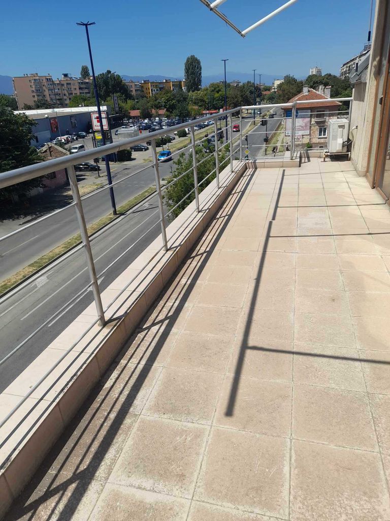 Продава се Хотел в Пазарджик, Изток - 360 кв.м за 778 €/кв.м - Снимка #9