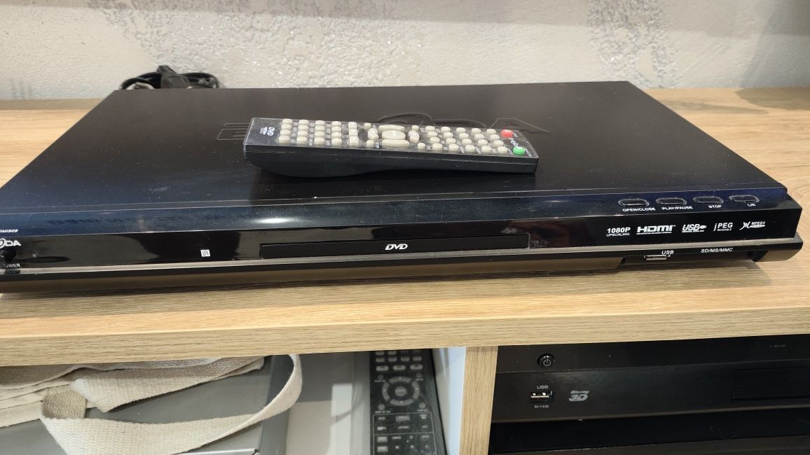 DVD Player E-Boda 909 cu HDMI