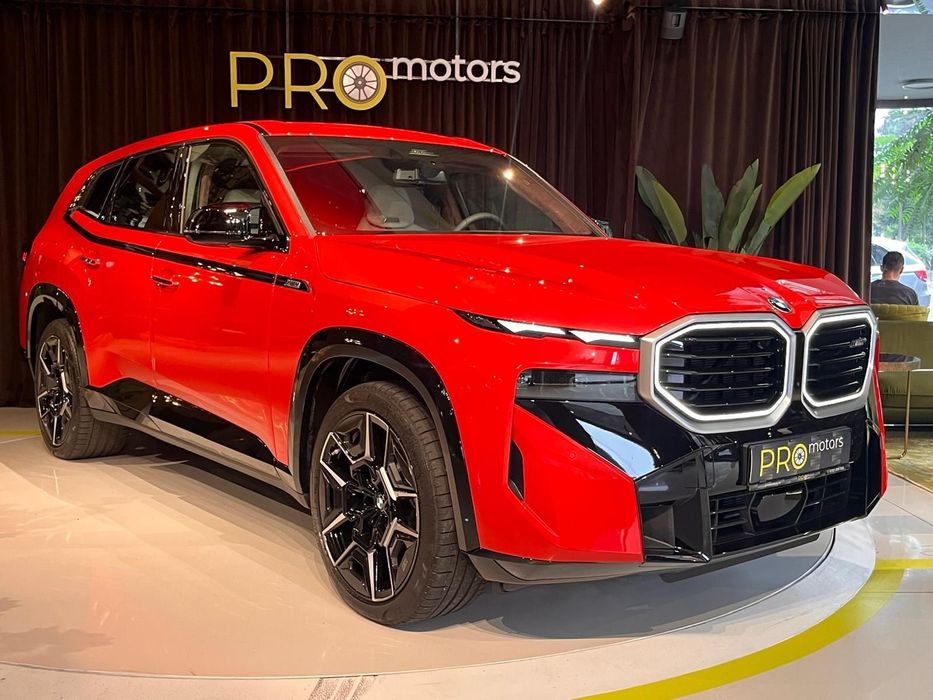 BMW XM BMW XM 50e nou, disponibil imediat, doar cu cesiune de leasing