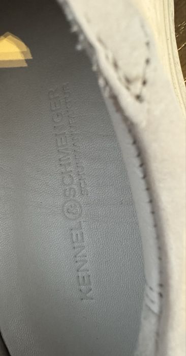 Sneakers Kennel & Schmenger